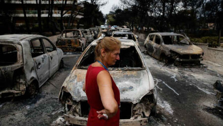 Yunanistan’da 104 kişinin öldüğü yangın davasında 15 sanığa beraat